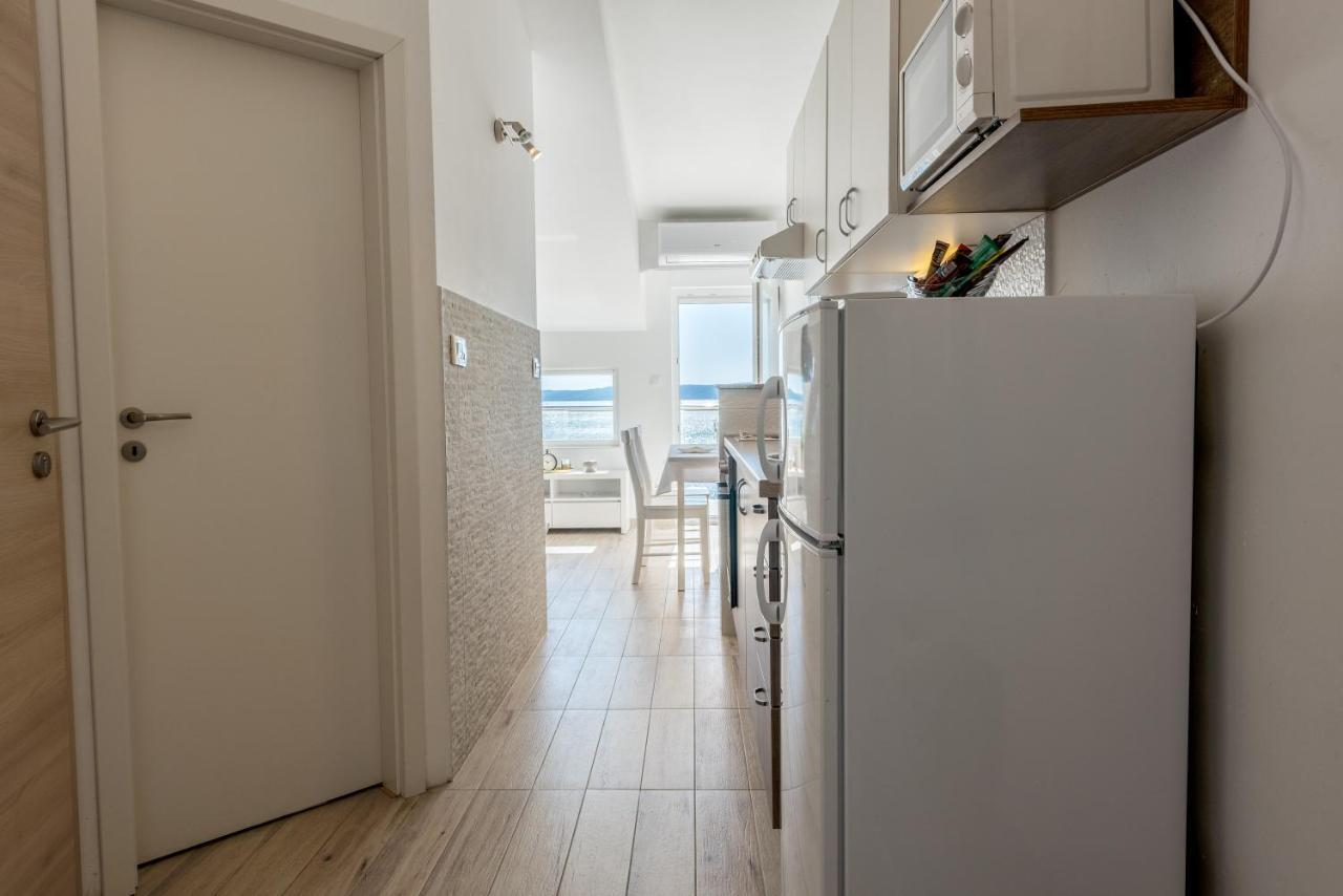 Apartments Amneris Trogir Exterior foto